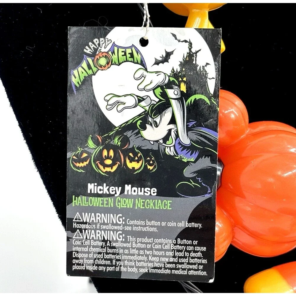 Disney Parks Light-Up Glow Necklace 2020 Halloween Mickey Pumpkins & Candy NWT